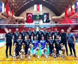 Seyhanlı Erkek Voleybolcularda Galibiyet Sevinci