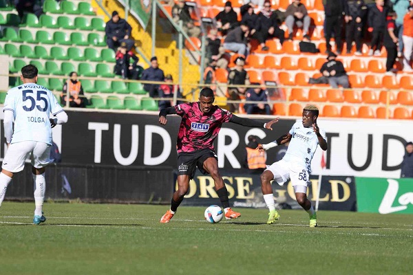 Alanyaspor: 3 – Adana Demirspor: 2