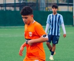 Adanaspor’lu Gökdeniz’in hedefi A takımda forma giymek