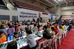 Portakal Çiçeği Karnavalı Satranç Turnuvası başladı.