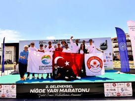 Çukurovalı Atletler Niğde’den 4 Madalyayla Döndü