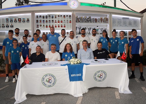 Milli Tenisçi Berfu Cengiz de “ATDSK” dedi