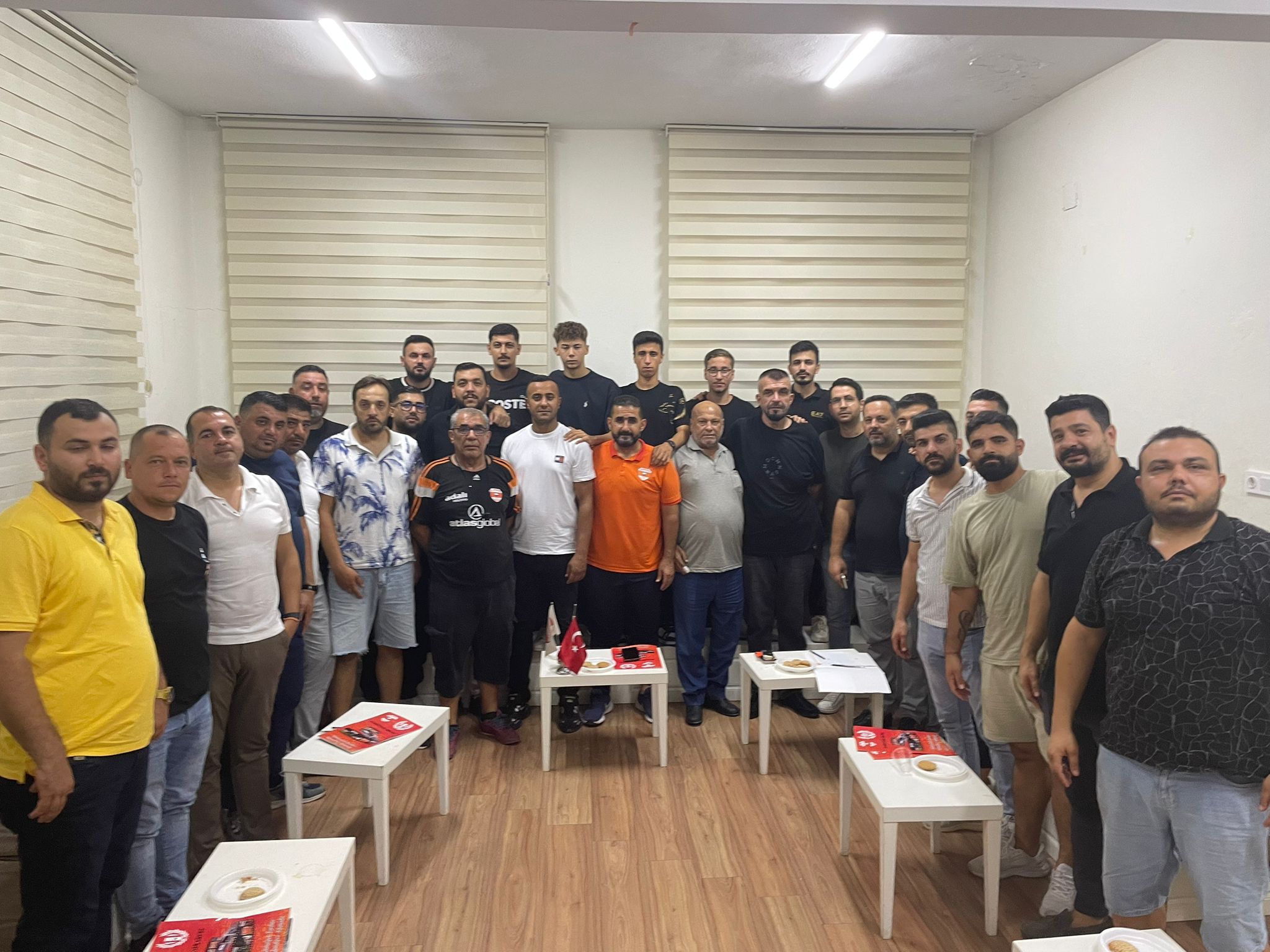 Adanaspor Taraftarlarından Birleşme Atağı