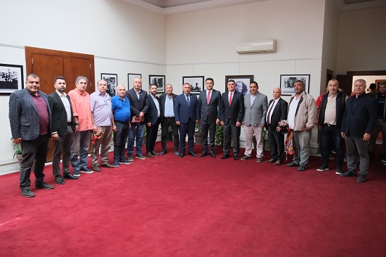 Güngör Geçer: “Sporun siyaseti olmaz. Ata sporumuza desteği sürdürüyoruz.”