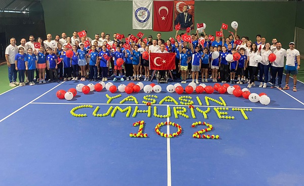 ATDSK kortlarında Cumhuriyet kutlaması