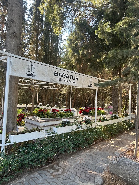 Ege Bağatur, vefatının 35.yılındakabri başında anıldı