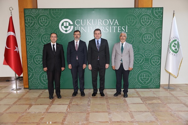 Çukurova Üniversitesi Ailesi Bayramlaşma Töreninde Bir Araya Geldi