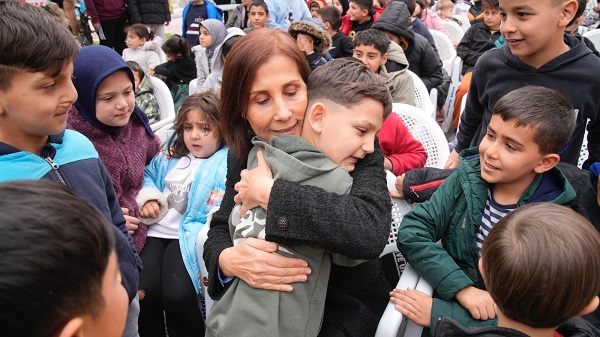 Başkan Tekin:”Cumhuriyet En Çok Çocuklarin Neşesine Emanet”