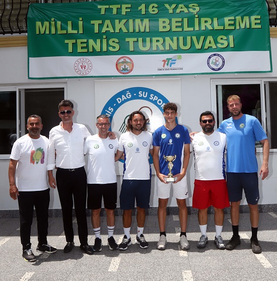 ATDSK’lı raket Adana’nın gururu