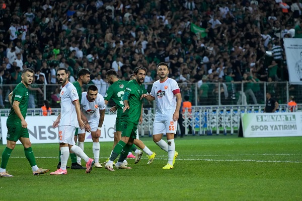Adana 01 Futbol Kulübünde Hedef Kazanmak
